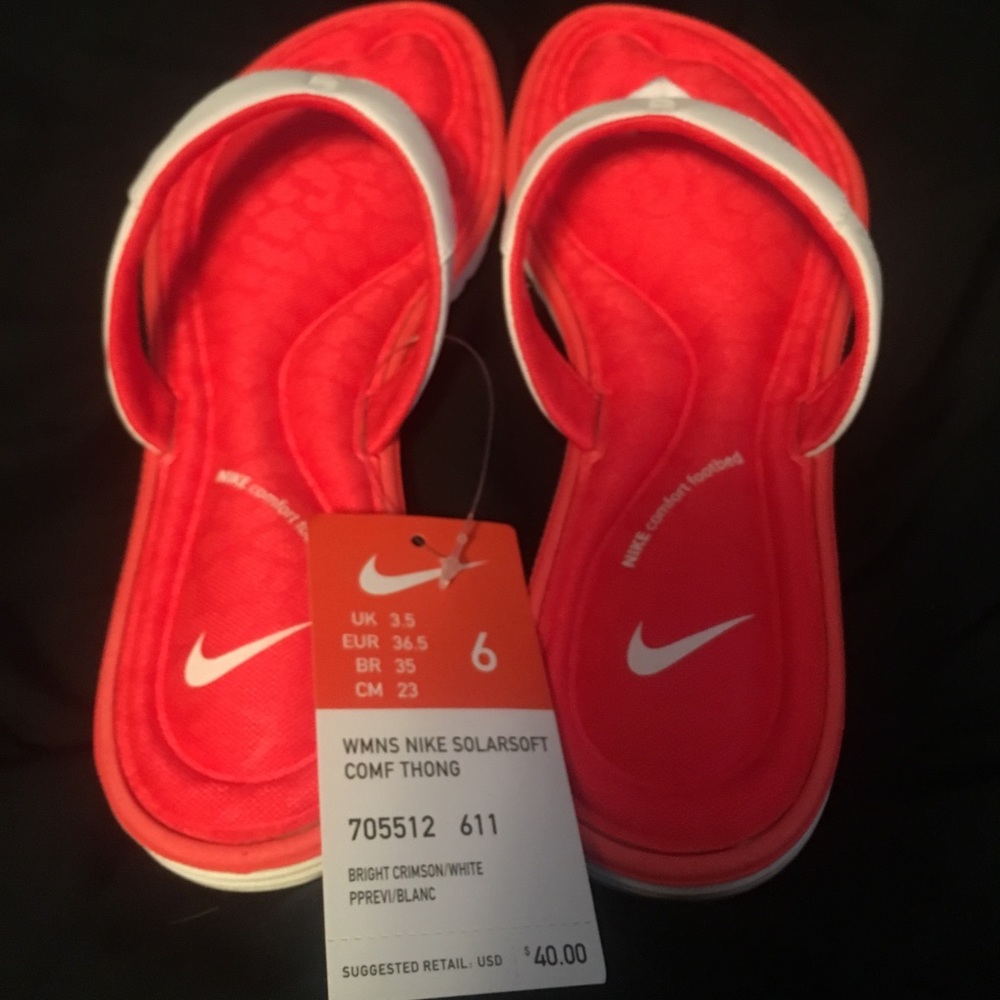 Nike flip flops